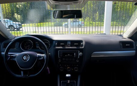Volkswagen Jetta VI, 2016 год, 1 349 000 рублей, 18 фотография