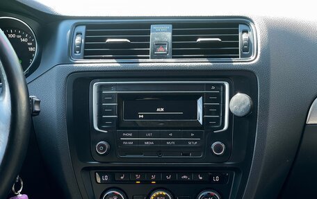 Volkswagen Jetta VI, 2016 год, 1 349 000 рублей, 26 фотография