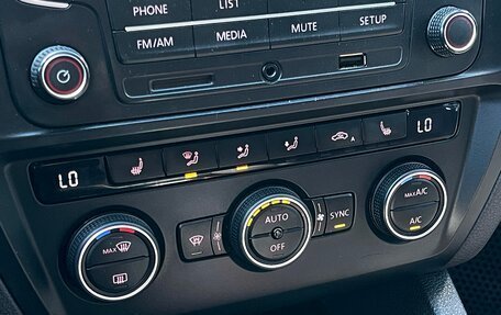 Volkswagen Jetta VI, 2016 год, 1 349 000 рублей, 28 фотография