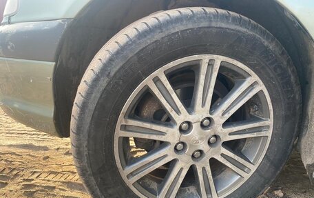 Toyota Avensis III рестайлинг, 2000 год, 380 000 рублей, 17 фотография