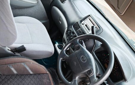 Toyota Raum I, 2002 год, 520 000 рублей, 8 фотография