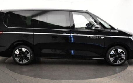 Volkswagen Multivan, 2022 год, 6 777 777 рублей, 3 фотография