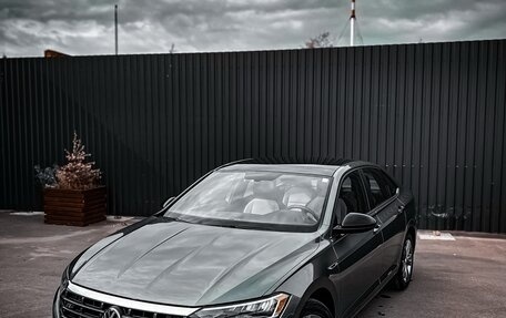 Volkswagen Jetta VII, 2018 год, 1 700 000 рублей, 1 фотография