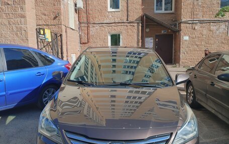 Hyundai Solaris II рестайлинг, 2015 год, 1 050 000 рублей, 10 фотография