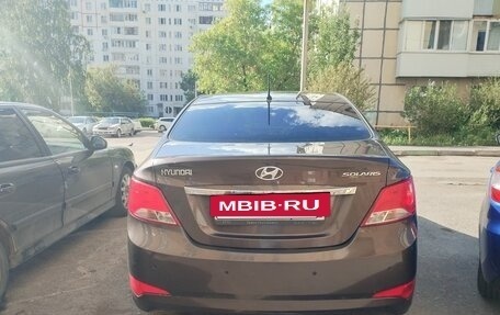 Hyundai Solaris II рестайлинг, 2015 год, 1 050 000 рублей, 11 фотография