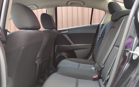 Mazda 3, 2011 год, 1 115 000 рублей, 12 фотография