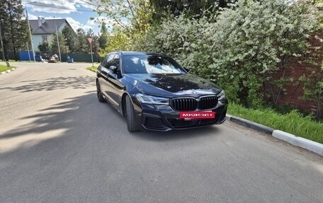 BMW 5 серия, 2020 год, 4 850 000 рублей, 2 фотография