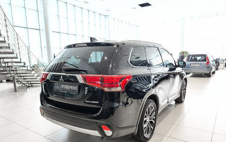 Mitsubishi Outlander III рестайлинг 3, 2018 год, 2 165 000 рублей, 5 фотография