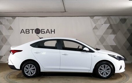 Hyundai Solaris II рестайлинг, 2021 год, 1 510 000 рублей, 6 фотография