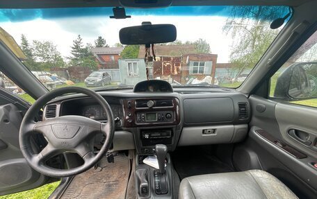 Mitsubishi Pajero Sport II рестайлинг, 2004 год, 500 000 рублей, 18 фотография
