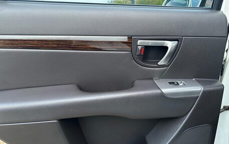 Hyundai Santa Fe III рестайлинг, 2011 год, 1 390 000 рублей, 11 фотография