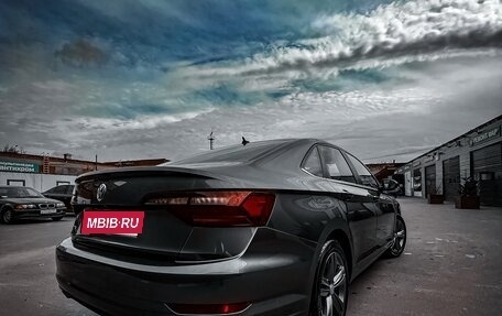 Volkswagen Jetta VII, 2018 год, 1 700 000 рублей, 4 фотография