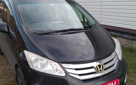 Honda Freed I, 2014 год, 1 250 000 рублей, 2 фотография