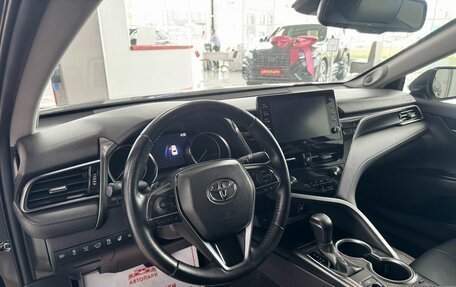 Toyota Camry, 2021 год, 2 999 000 рублей, 9 фотография