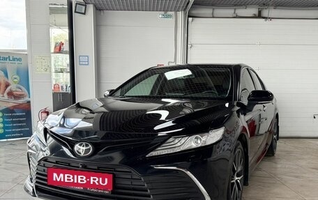 Toyota Camry, 2021 год, 2 999 000 рублей, 2 фотография