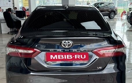 Toyota Camry, 2021 год, 2 999 000 рублей, 6 фотография