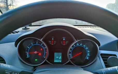 Chevrolet Cruze II, 2011 год, 640 000 рублей, 9 фотография