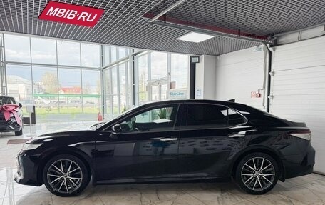 Toyota Camry, 2021 год, 2 999 000 рублей, 3 фотография