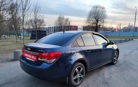 Chevrolet Cruze II, 2011 год, 640 000 рублей, 3 фотография