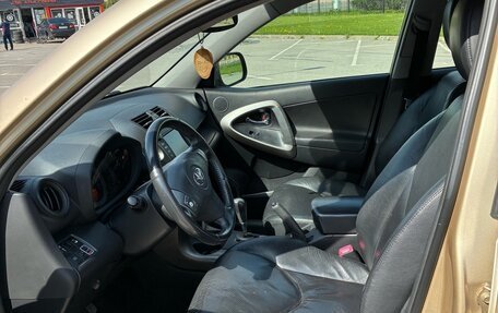 Toyota RAV4, 2011 год, 1 350 000 рублей, 8 фотография