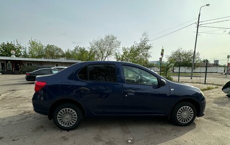 Renault Logan II, 2018 год, 599 000 рублей, 11 фотография