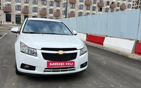 Chevrolet Cruze II, 2010 год, 450 000 рублей, 2 фотография