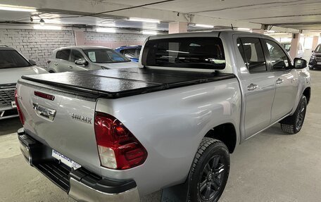 Toyota Hilux VIII, 2020 год, 3 150 000 рублей, 6 фотография