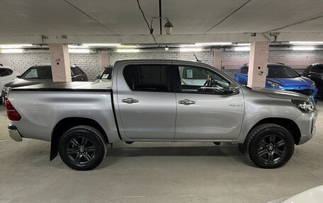Toyota Hilux VIII, 2020 год, 3 150 000 рублей, 5 фотография