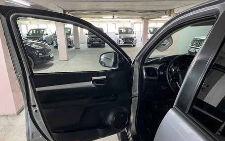 Toyota Hilux VIII, 2020 год, 3 150 000 рублей, 11 фотография