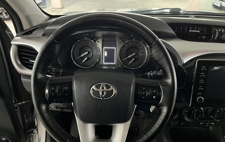 Toyota Hilux VIII, 2020 год, 3 150 000 рублей, 14 фотография