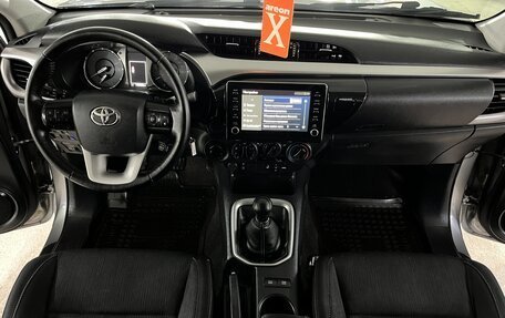 Toyota Hilux VIII, 2020 год, 3 150 000 рублей, 17 фотография
