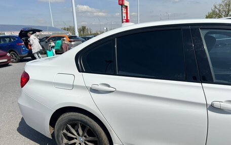 BMW 3 серия, 2018 год, 1 900 000 рублей, 19 фотография