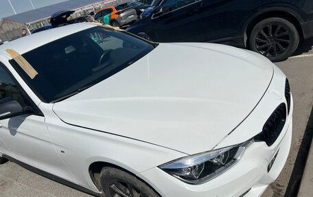 BMW 3 серия, 2018 год, 1 900 000 рублей, 17 фотография