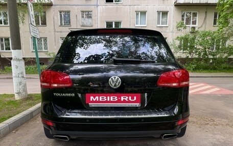 Volkswagen Touareg III, 2012 год, 2 700 000 рублей, 3 фотография