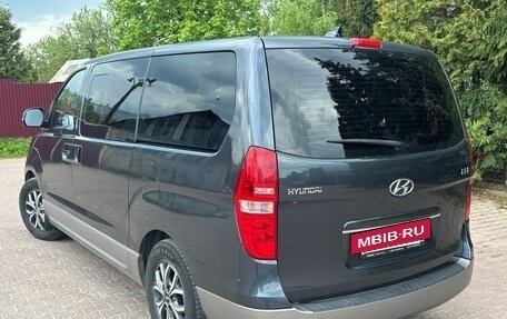 Hyundai H-1 II рестайлинг, 2020 год, 3 500 000 рублей, 4 фотография