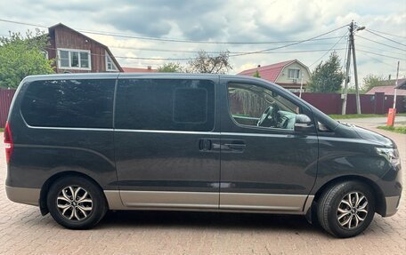 Hyundai H-1 II рестайлинг, 2020 год, 3 500 000 рублей, 7 фотография