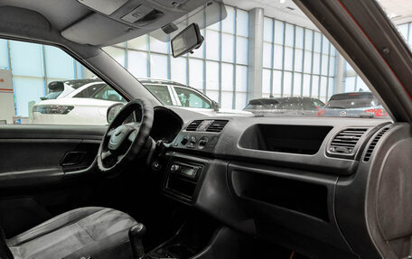 Skoda Fabia II, 2012 год, 330 000 рублей, 13 фотография