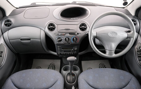 Toyota Vitz, 2001 год, 579 000 рублей, 10 фотография