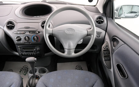 Toyota Vitz, 2001 год, 579 000 рублей, 14 фотография