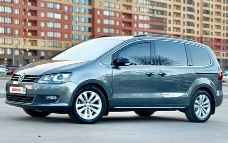Volkswagen Sharan II, 2015 год, 2 300 000 рублей, 4 фотография
