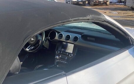 Ford Mustang VI рестайлинг, 2019 год, 3 000 000 рублей, 9 фотография