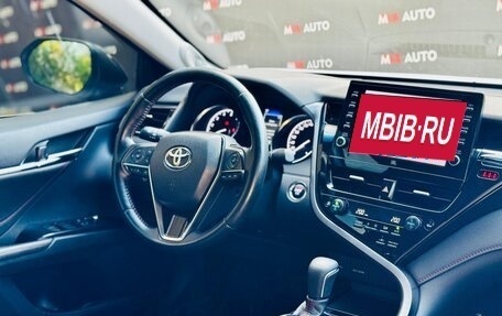 Toyota Camry, 2021 год, 3 099 000 рублей, 9 фотография