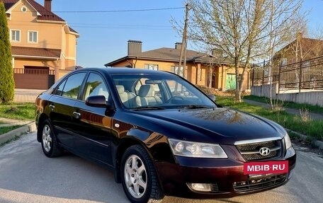 Hyundai Sonata VI, 2005 год, 740 000 рублей, 2 фотография