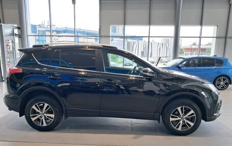 Toyota RAV4, 2019 год, 2 474 000 рублей, 4 фотография