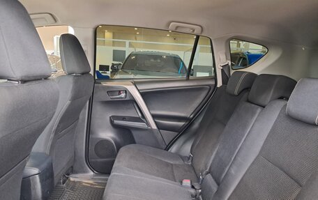 Toyota RAV4, 2019 год, 2 474 000 рублей, 12 фотография
