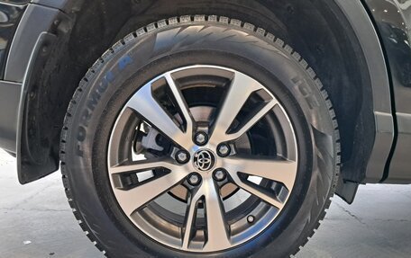 Toyota RAV4, 2019 год, 2 474 000 рублей, 18 фотография