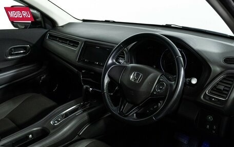 Honda Vezel, 2019 год, 1 900 000 рублей, 9 фотография