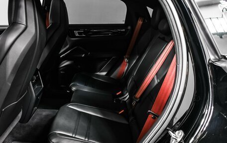 Porsche Cayenne III, 2020 год, 9 000 000 рублей, 15 фотография