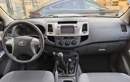 Toyota Hilux VII, 2012 год, 2 329 000 рублей, 9 фотография