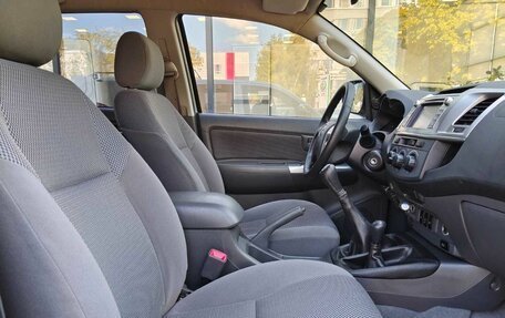 Toyota Hilux VII, 2012 год, 2 329 000 рублей, 10 фотография